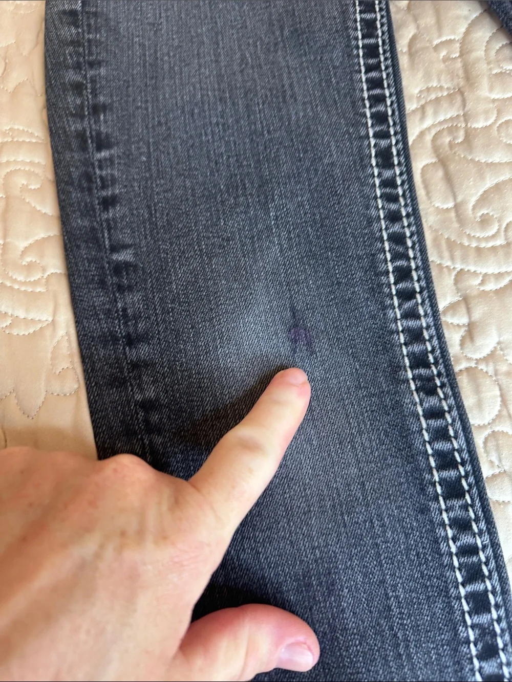 Miss Me Dark Jeans with White Contrast size 7 girls Stitching